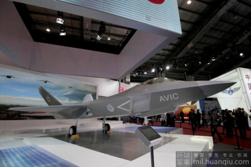 中國(guó)改進(jìn)版殲31亮相珠海航展 中國(guó)改進(jìn)版殲31亮相珠海航展