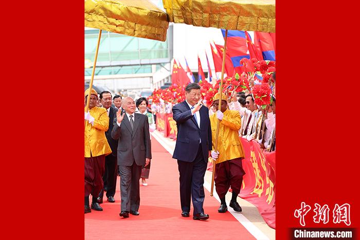 習近平抵達金邊對柬埔寨進行國事訪問