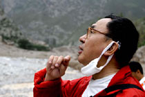 國土資源部總工程師考察舟曲泥石流成因