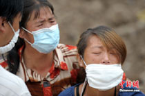 舟曲女孩:一定要找到媽媽的遺體