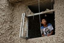 高清:守望家園的舟曲人