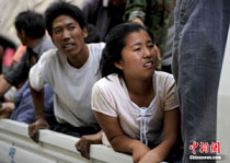 撤離的舟曲受災民眾