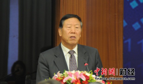 戴相龍:中國養老金儲備占GDP比例僅為2%(圖)