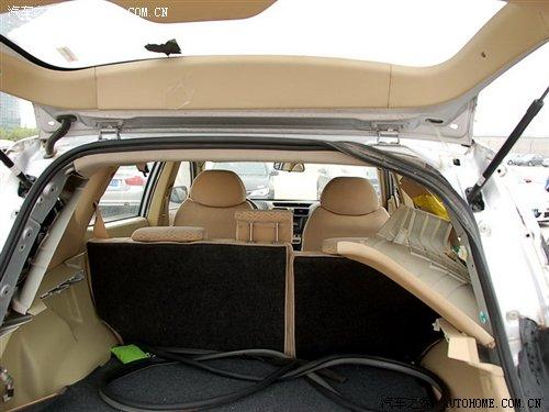 帝豪首款SUV 外形內飾曝光EX8獨家揭秘 汽車之家 帝豪首款SUV 外形內飾曝光EX8獨家揭秘 汽車之家