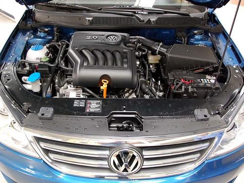 德系大眾的旁支 奔騰B50 PK朗逸/新寶來(lái)