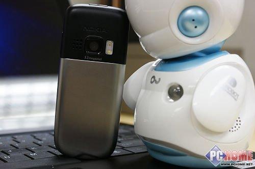 全鋼質感 復古回歸 諾基亞6303C評測