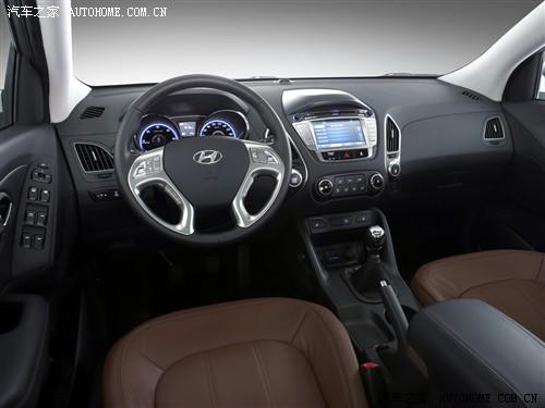 汽車之家 進(jìn)口現(xiàn)代 海外現(xiàn)代ix35 2011款 基本型