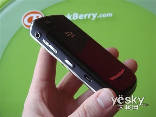 帕里斯·希爾頓只愛BB 黑莓熱點機型導購