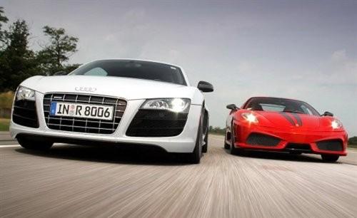 彗星撞地球 奧迪R8單挑法拉利Scuderia