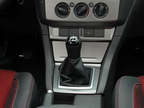 13萬買它值不值?英朗PK高爾夫6/福克斯