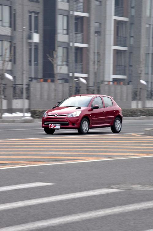 "紅色旋風來襲" 測試東風雪鐵龍C2 VTS