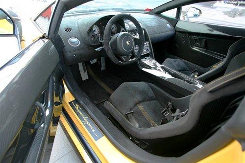 憤怒的公牛 試駕蘭博基尼Superleggera 汽車之家 憤怒的公牛 試駕蘭博基尼Superleggera 汽車之家