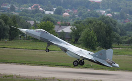 俄羅斯向印度空軍司令展示第五代戰斗機(圖)