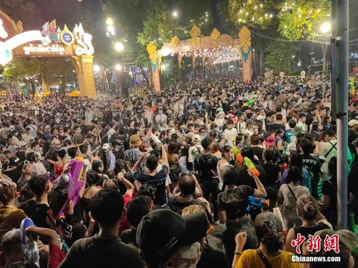 柬埔寨傳統新年“圈粉”游客