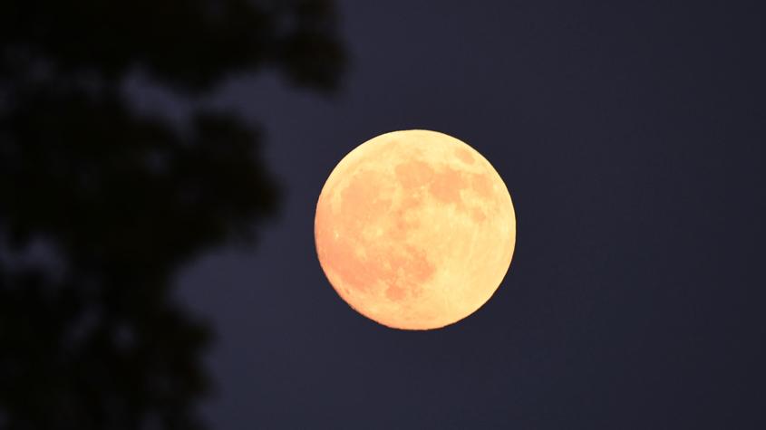 天涯共此“圓” 中秋夜?jié)M月現身天宇